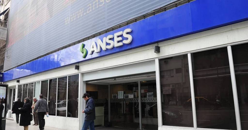 resolucion 97/20 anses, nueva inscripción para el ingreso familiar de emergencia, como cobrar los $10000 de anses, resolución 75/20 anses, resolución 28/20 anses, calendario pagos anses, ANSES prorroga preinscripción salario complementario de junio 2020, ANSES anunció que las jubilaciones y asignaciones aumentarán 7,5%