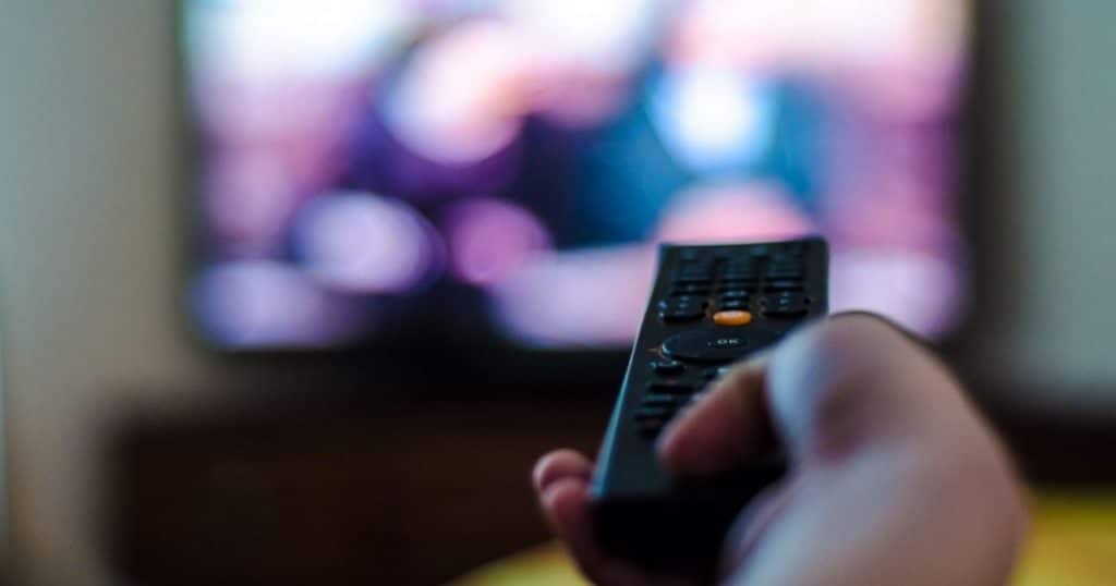 Prestación Básica Universal para internet telefonía y TV por cable